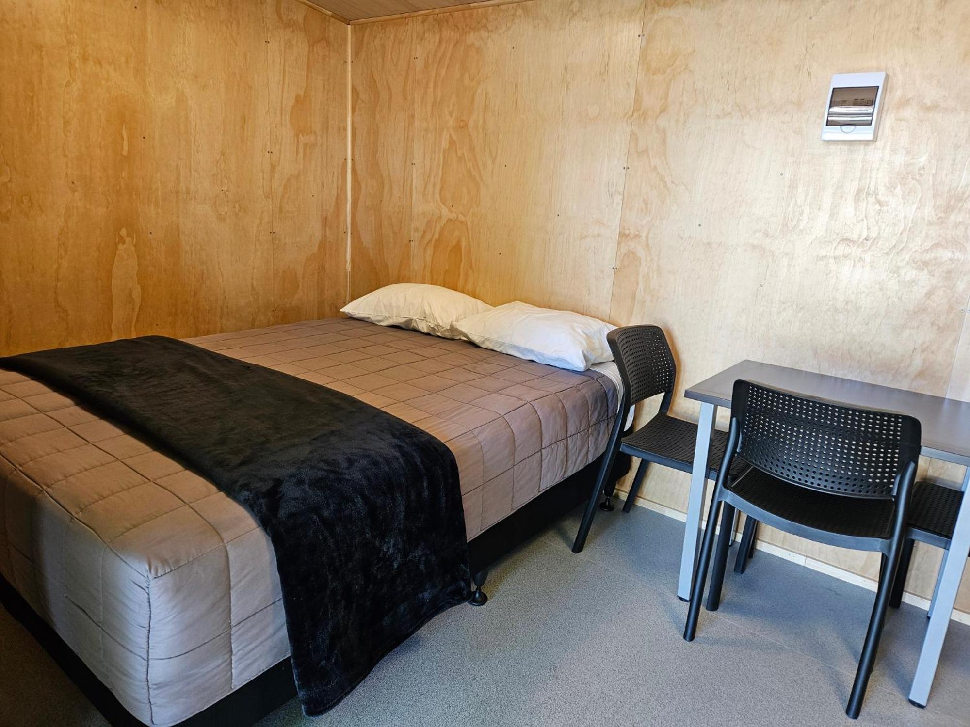 Te Anau Top 10 Holiday Park And Motels Exterior photo