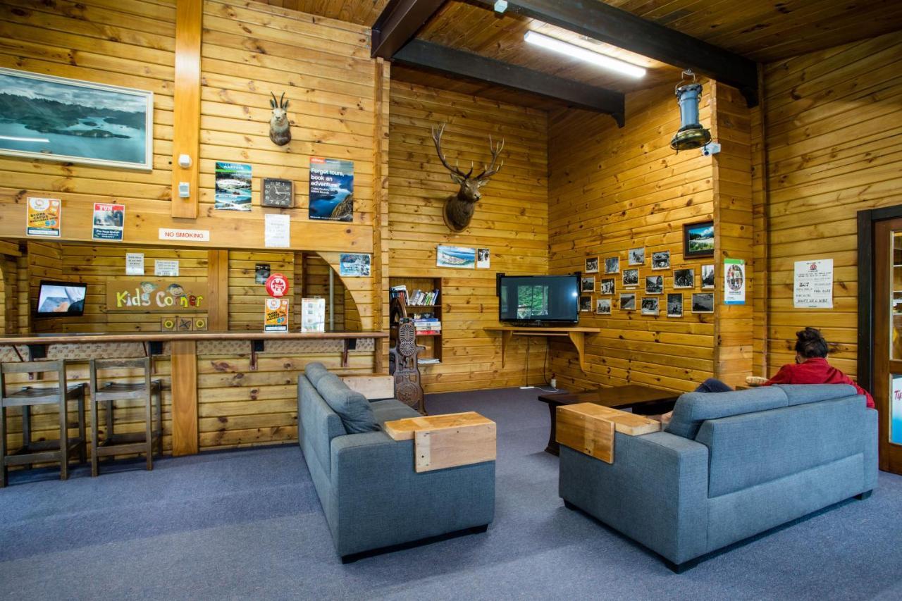 Te Anau Top 10 Holiday Park And Motels Exterior photo
